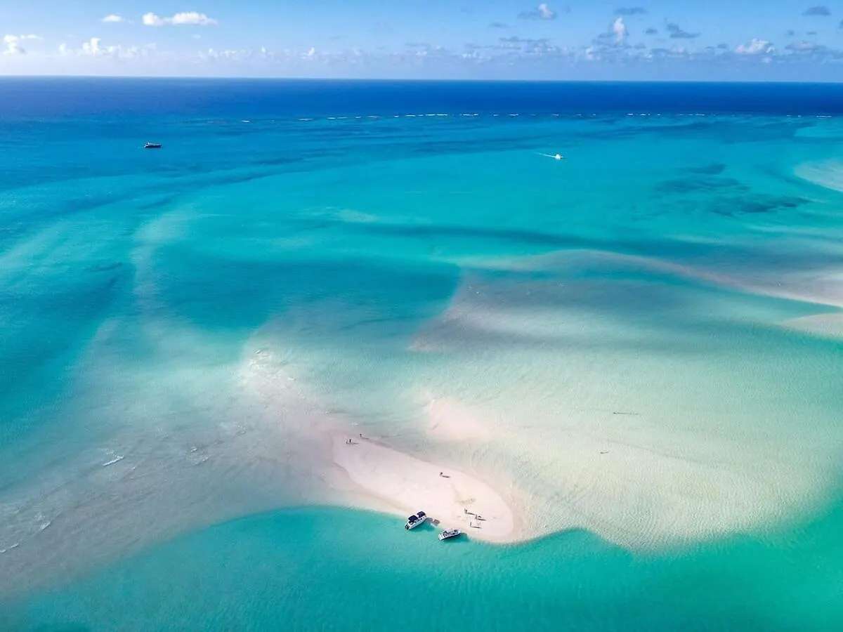 Beachside 4 Bedroom Villa With Pool And Resort Amenities - White Villas - V9 Long Bay Turks a Caicos