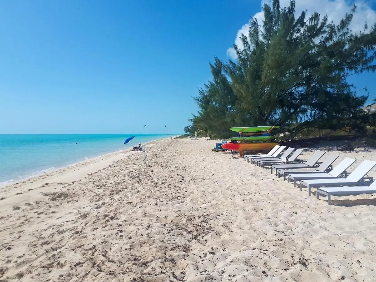 Beachside 4 Bedroom Villa With Pool And Resort Amenities - White Villas - V9 Long Bay 0*,  Turks a Caicos