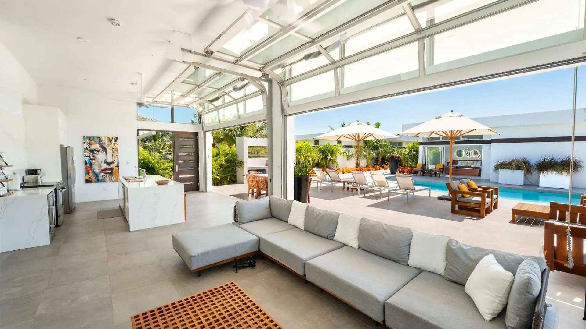 Beachside 4 Bedroom Villa With Pool And Resort Amenities - White Villas - V9 Long Bay