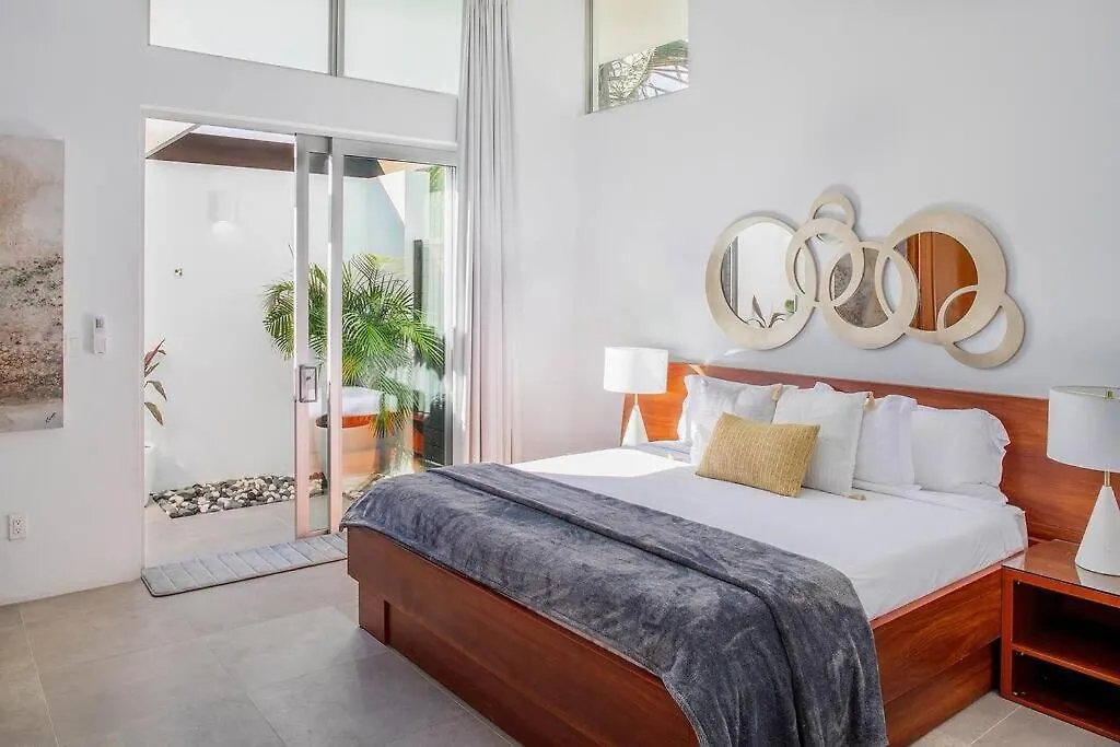 Beachside 4 Bedroom Villa With Pool And Resort Amenities - White Villas - V9 Long Bay
