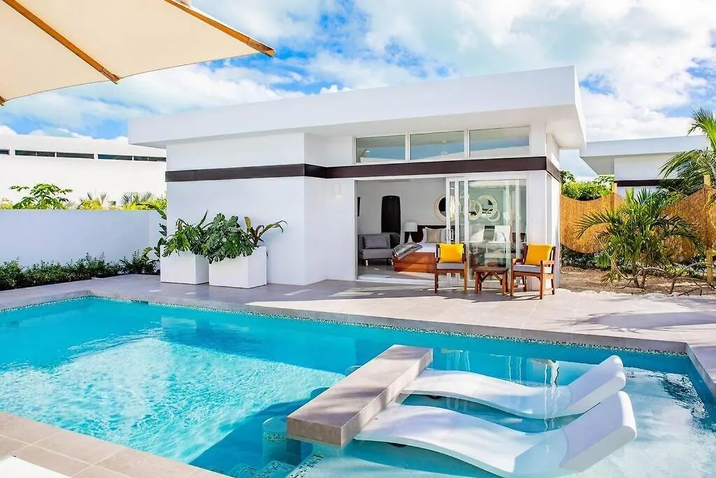 Beachside 4 Bedroom Villa With Pool And Resort Amenities - White Villas - V9 Long Bay
